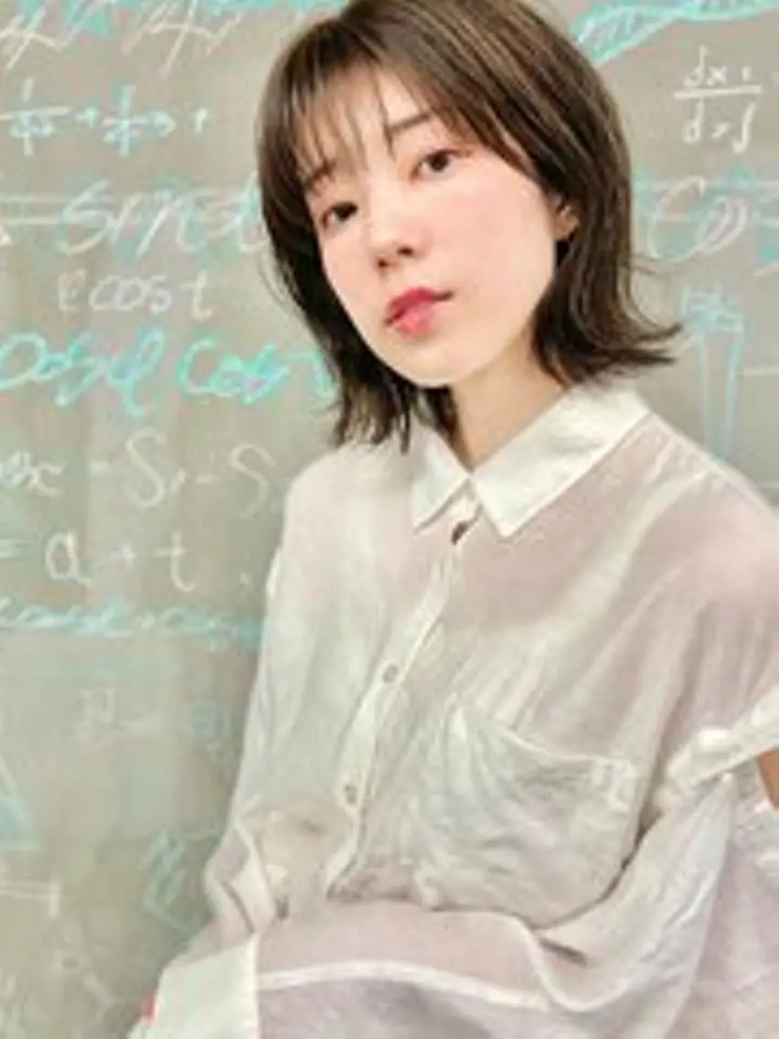 ミディアム 💚Forest Mirror💚のヘアスタイル