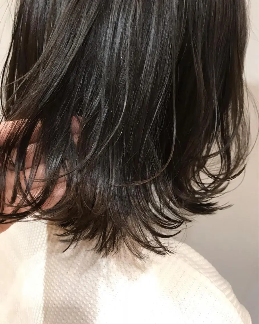 ミディアム カラー パーマ ヘアアレンジ グレージュ ヘアカラー トリートメント 松田 亮葉のヘアスタイル