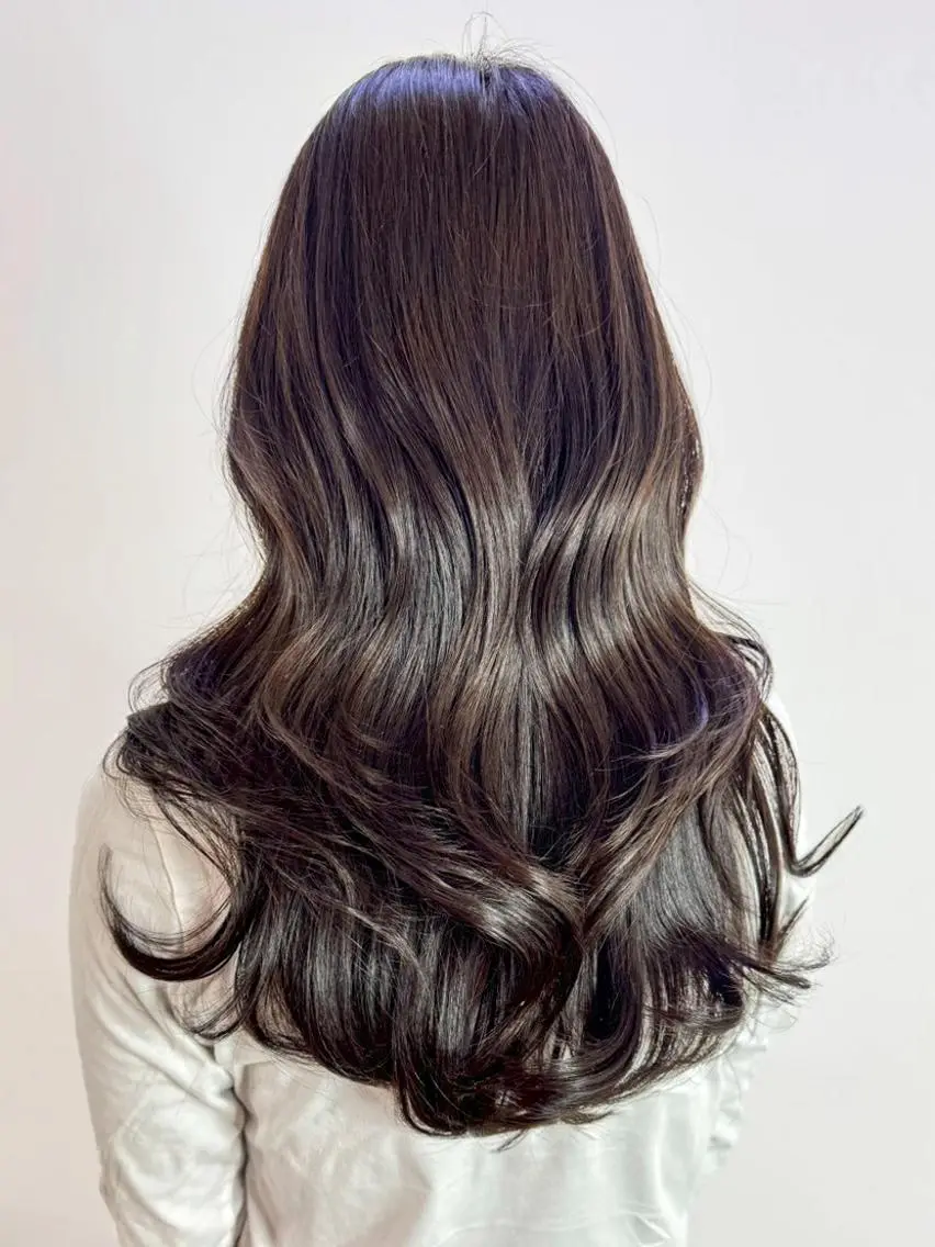 セミロング カラー ベージュカラー グレージュ オリーブベージュ 韓国風ヘア カット ヘアカラー トリートメント ITbyALBUM 八王子店のヘアスタイル