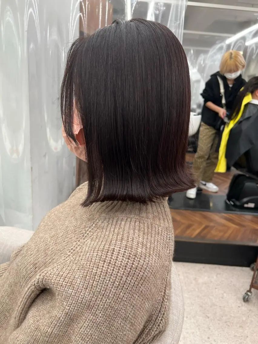 ショート カラー カット ヘアカラー トリートメント レイヤーカット 早崎太生のヘアスタイル