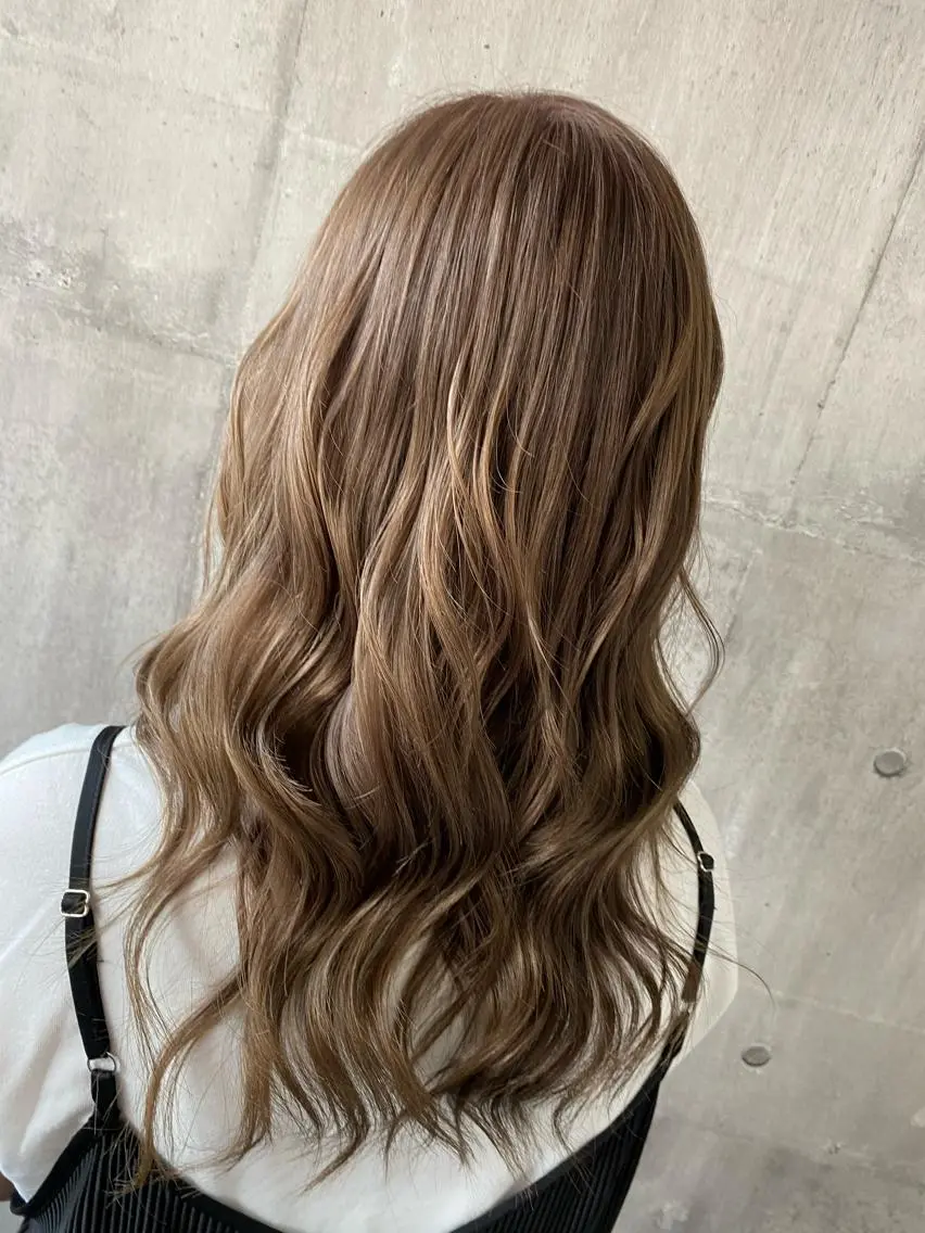 ロング カラー ヘアカラー トリートメント PANDOLA あゆり🦋のヘアスタイル