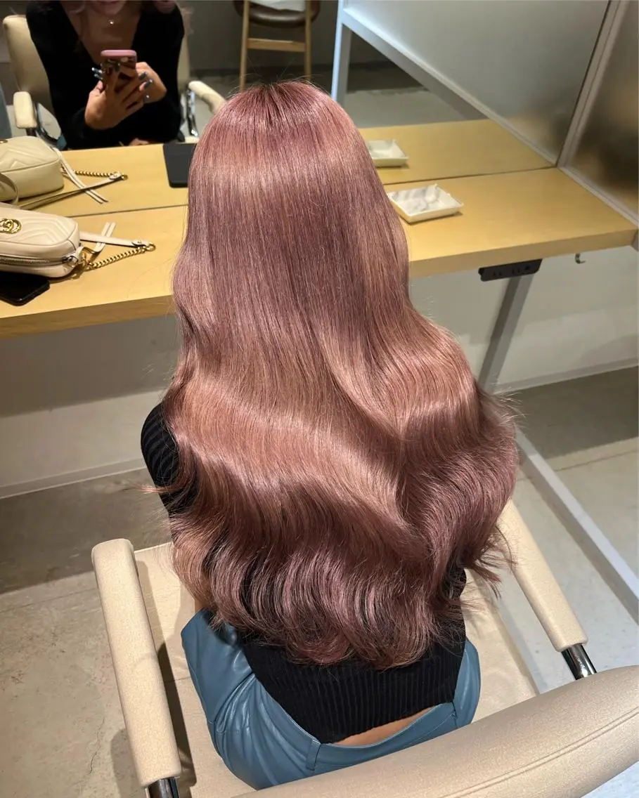 ロング カラー カット ヘアカラー トリートメント ブリーチ 透明感HIDEのヘアスタイル