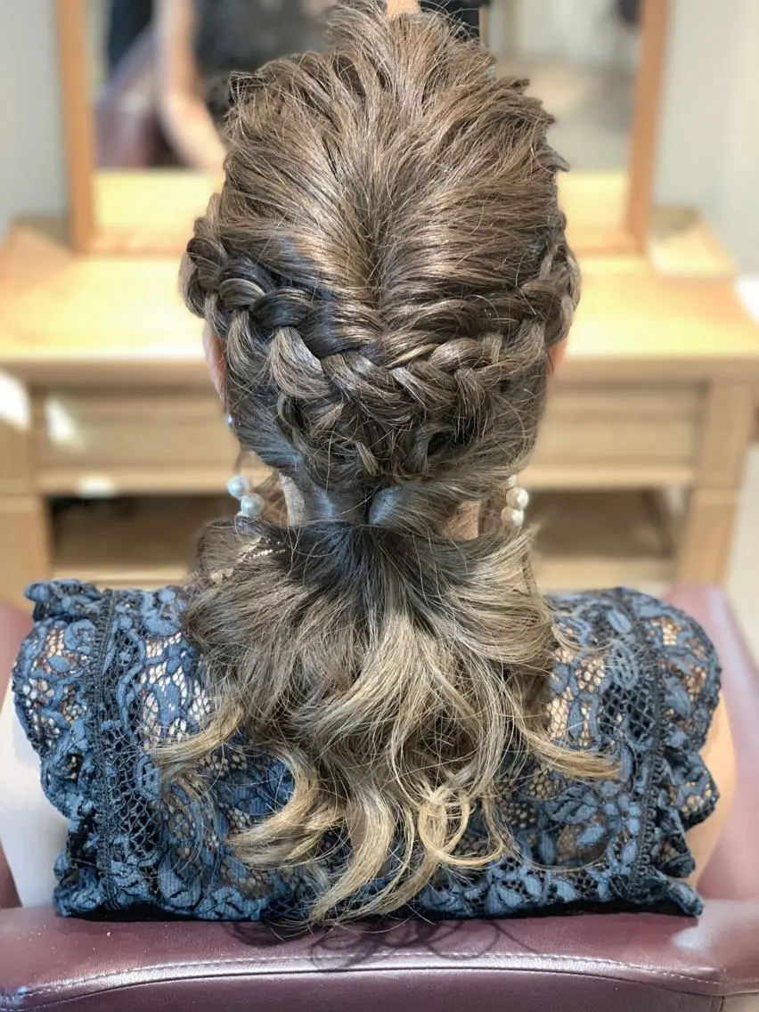ヘアアレンジ ヘアセット レイヤー/ウルフ ハイトーンhiroのヘアスタイル