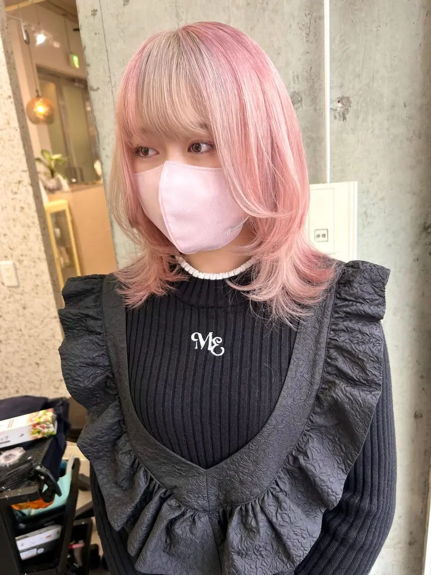 ミディアム カラー バレイヤージュ ブリーチ ケアブリーチ ハイライトカラー インナーカラー ヘアカラー トリートメント lani ブリーチ /ダブルカラーのヘアスタイル