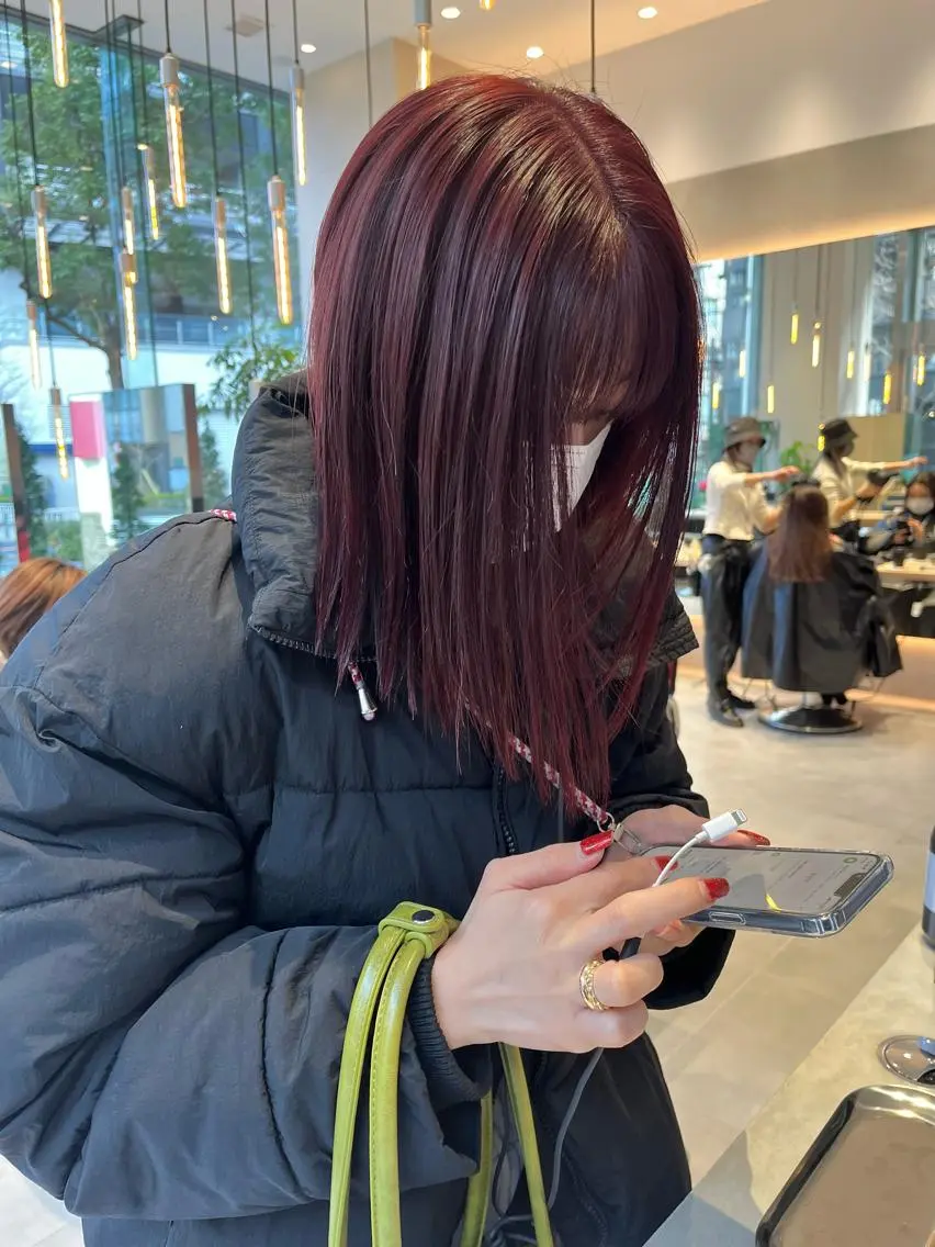 ミディアム カラー ヘアカラー minami🪷 暖色カラーのヘアスタイル