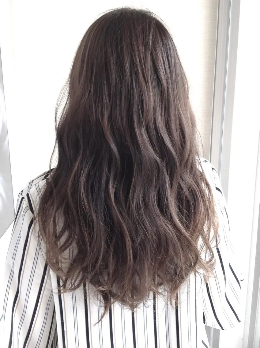 ロング カラー 透明感カラー グレージュ イルミナカラー 髪質改善縮毛矯正 美容師✂️山崎竜二のヘアスタイル