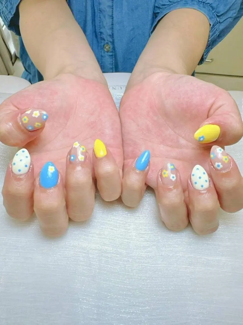 ネイル ジェルネイル マグネットネイル 持ち込み オフィスネイル パラジェル Mihana Nails.*♡のネイルデザイン