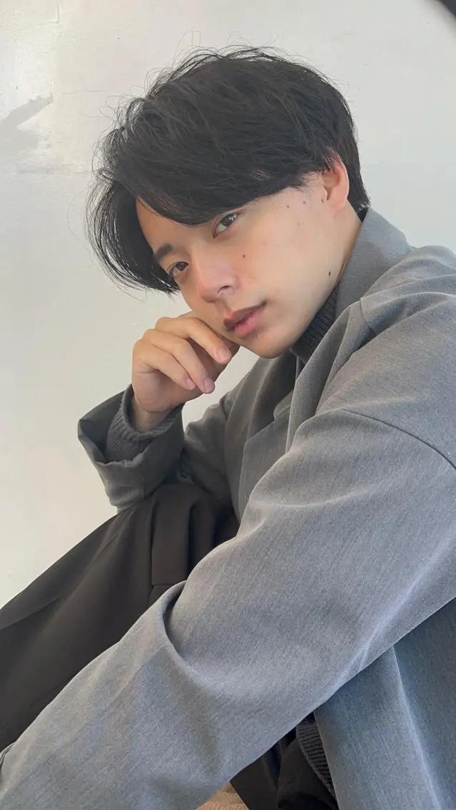 メンズ センターパート AITOKYO横浜 吉山和希のヘアスタイル