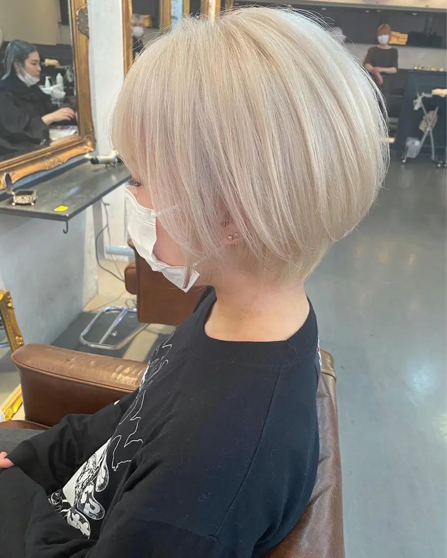 ショート カラーが上手い 辻悠月のヘアスタイル