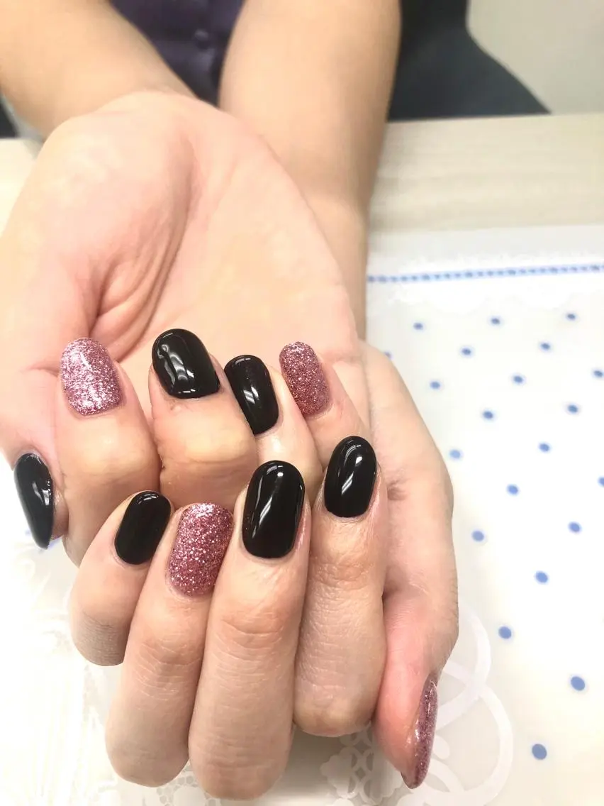 ネイル ラメ(グリッター) ピンク 吉野✨ ネイルデザイナー✨のネイルデザイン