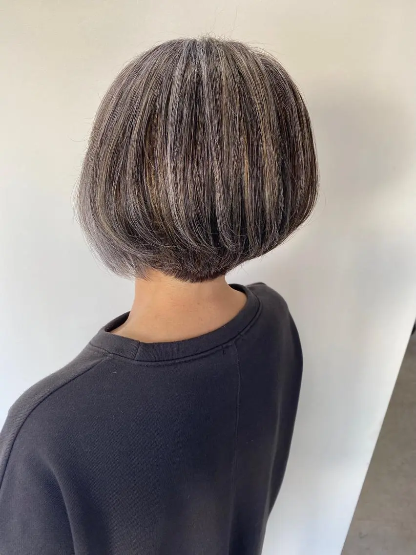 ショート ハイライト ショートヘア Ze sealのヘアスタイル