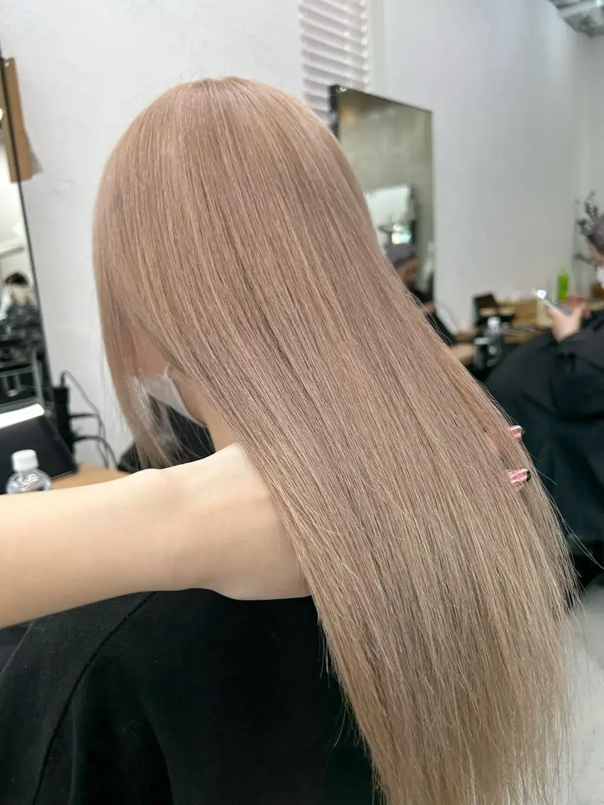 ロング カラー ベージュカラー トリートメント ヘアカラー トリートメント 韓国/ハイトーン/ ボブ🎀MIKU🎀のヘアスタイル