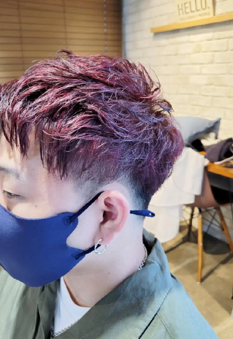 メンズ メンズハイライト カット ヘアカラー トリートメント alushe 岡 陽子のヘアスタイル