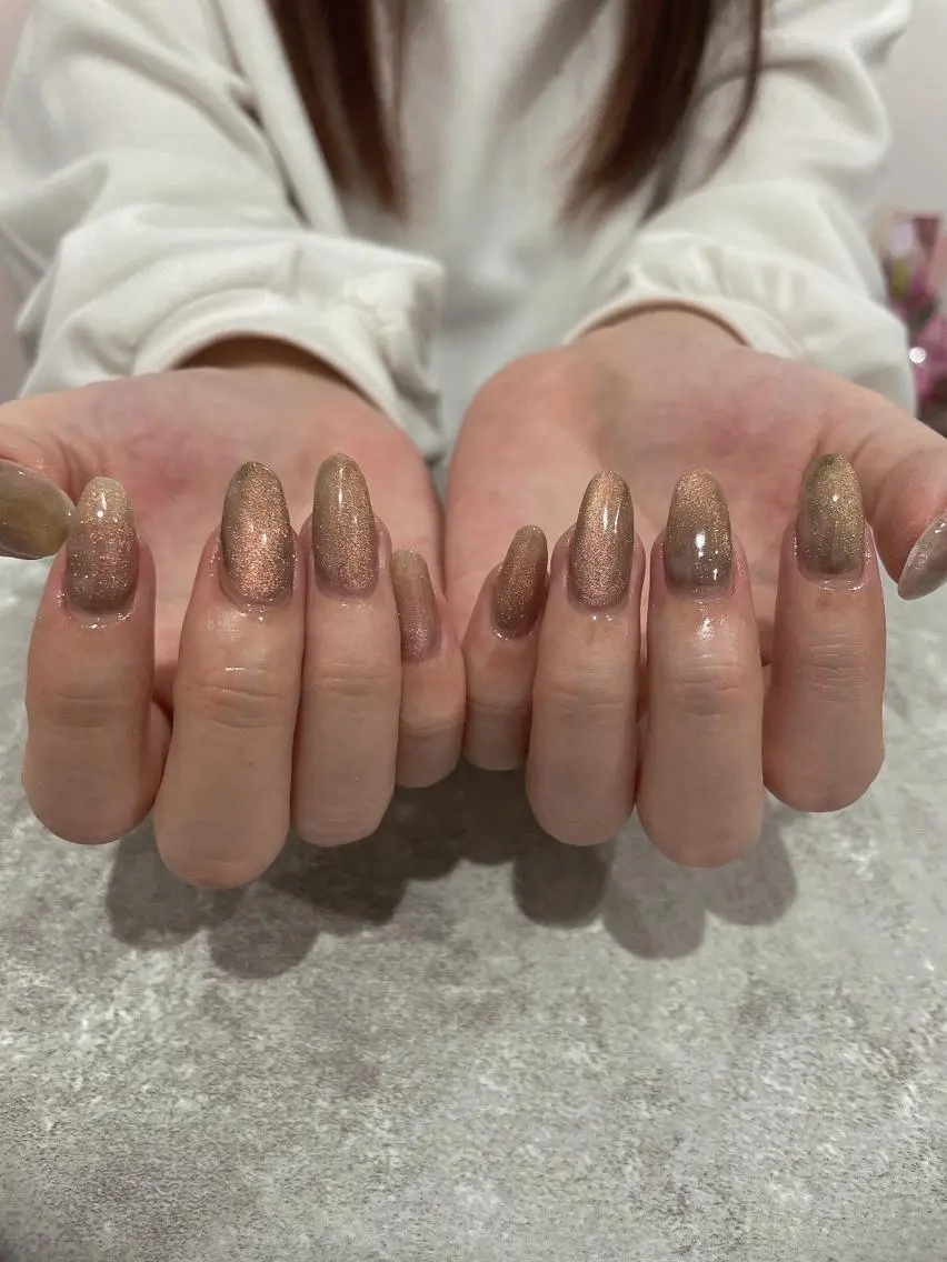 ネイル マグネットネイル Raviliss ♡のネイルデザイン