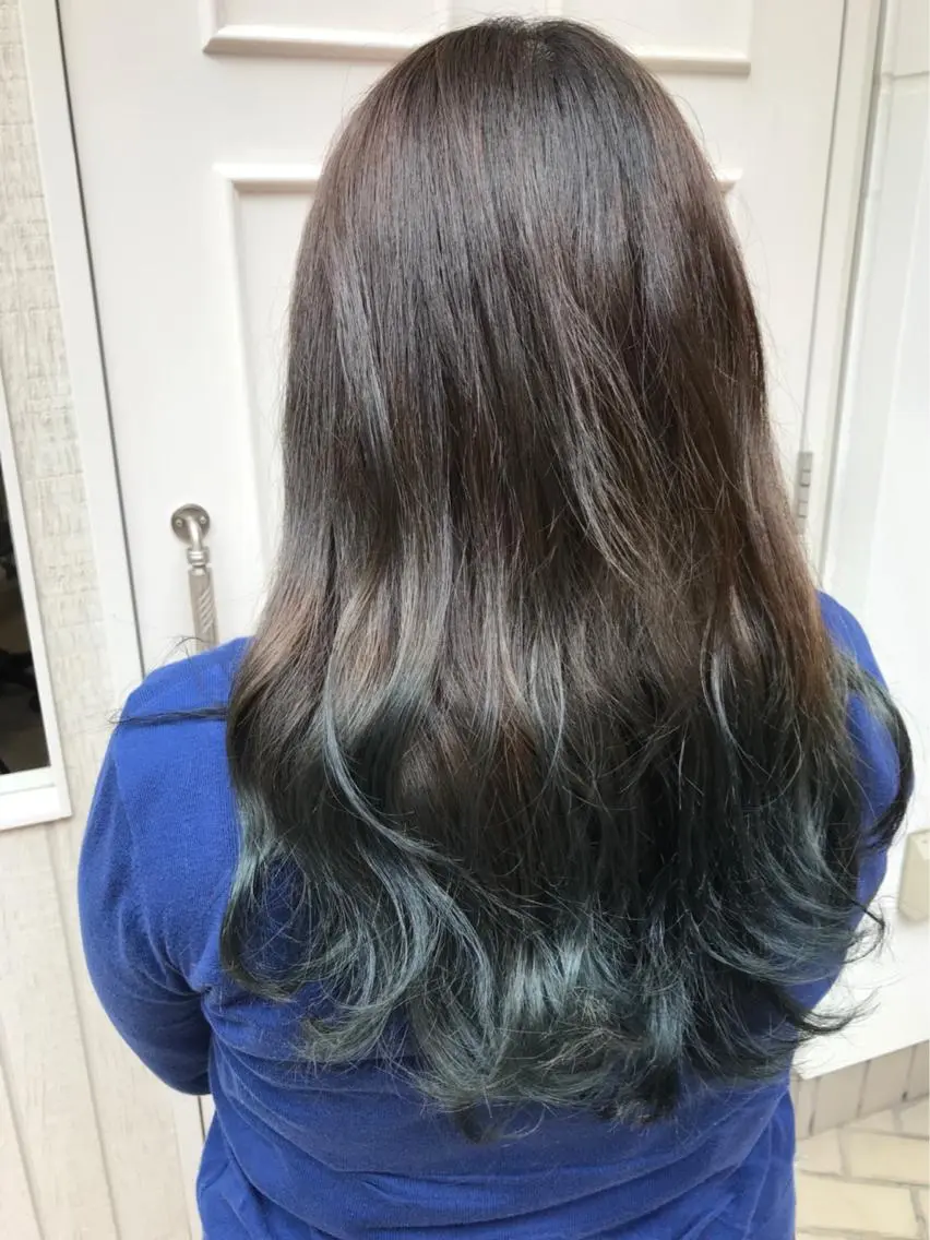 セミロング カラー ブルーカラー 🫟Blanco🫟 Color&Careのヘアスタイル