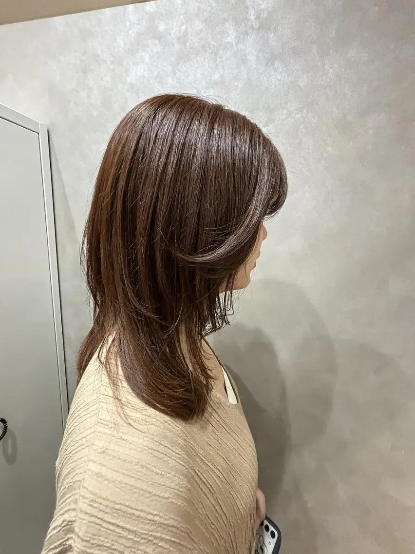 セミロング カラー ベージュカラー ブリーチ ブラウンカラー ケアブリーチ 透明感カラー カット ヘアカラー トリートメント 🌜ROW町田 🌛 公式のヘアスタイル