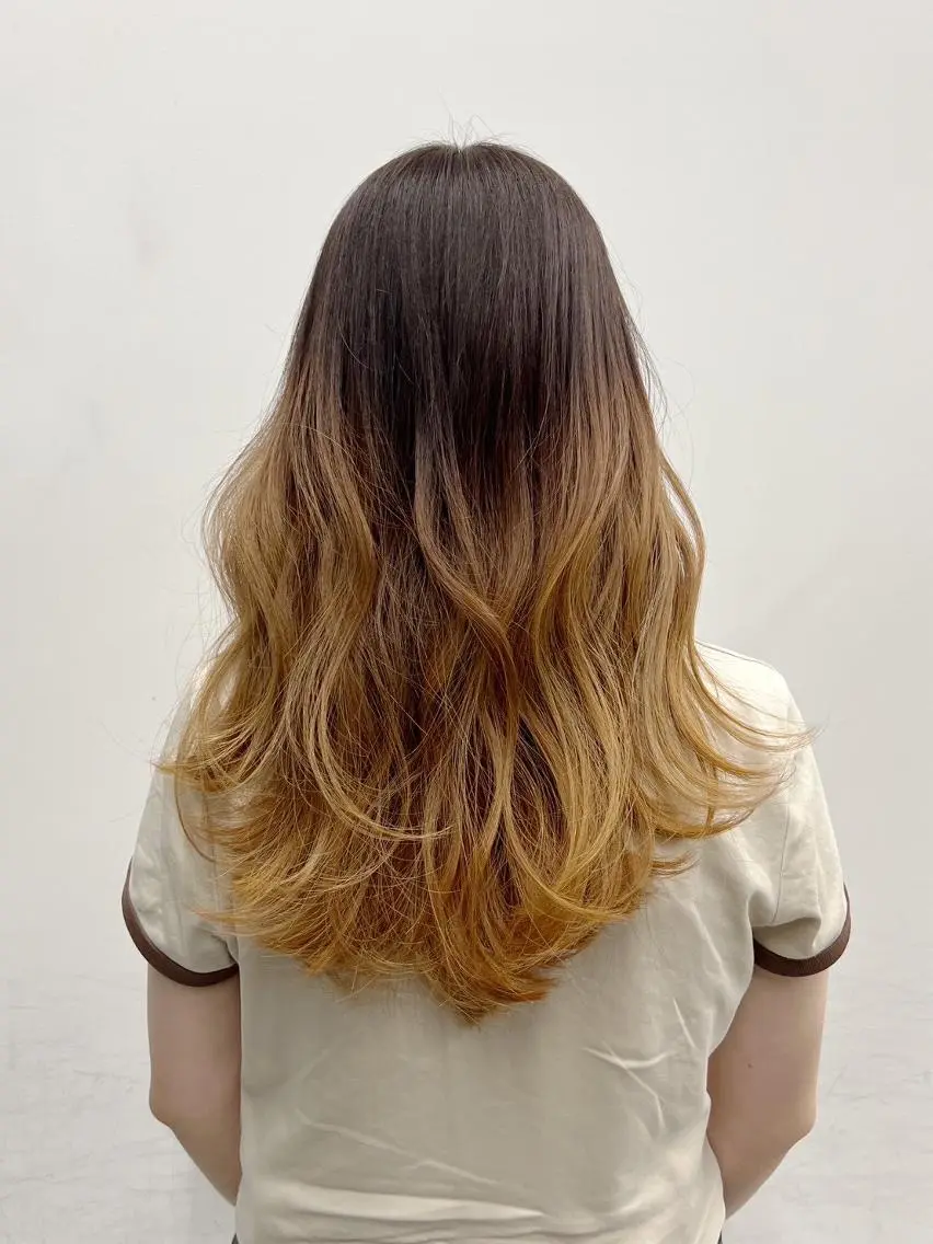 ロング カラー アディクシーカラー アッシュ ブルーカラー ダークアッシュ グレージュ 【公式】amble luxe 中野のヘアスタイル