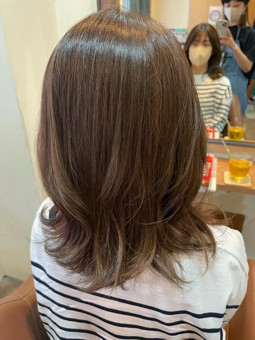 セミロング nowhere ノーウェアのヘアスタイル