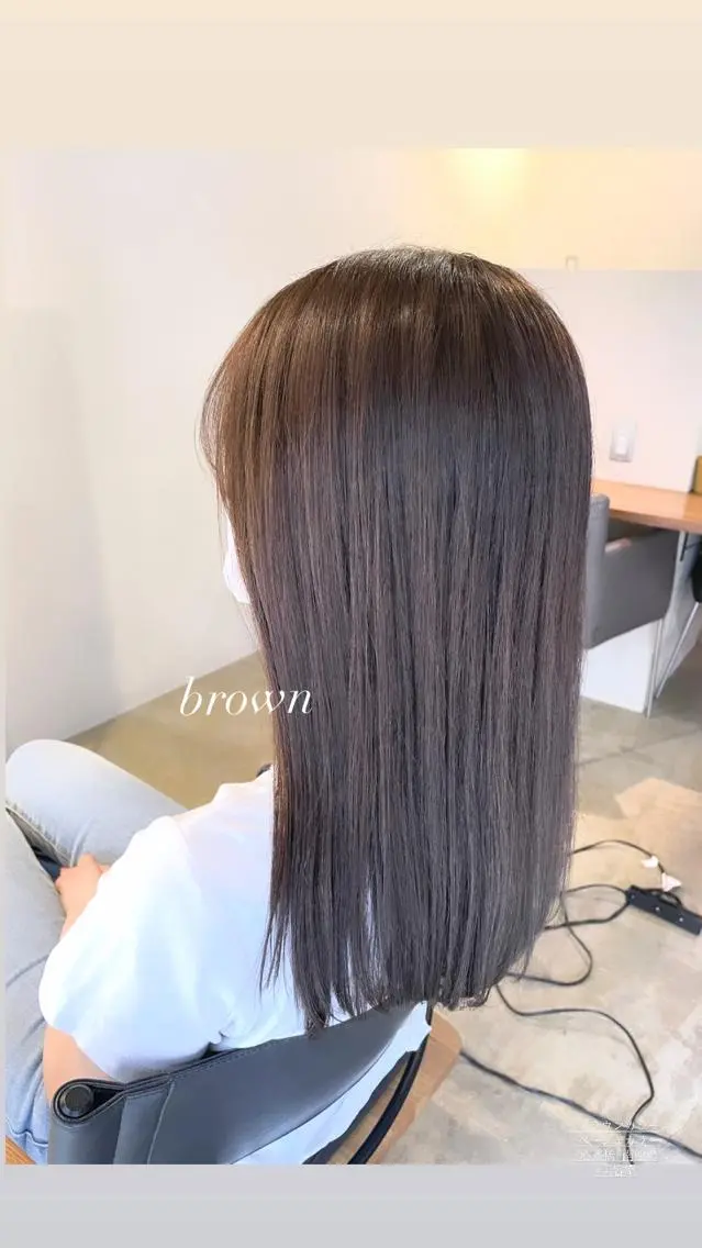 セミロング カラー ブラウンカラー 髪質改善 トリートメント RHAIRSALON 西山梓のヘアスタイル