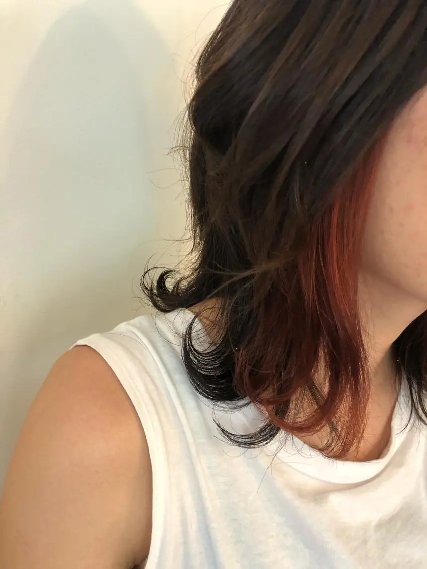 ミディアム カラー インナーカラー オレンジ 玉邑 美菜のヘアスタイル