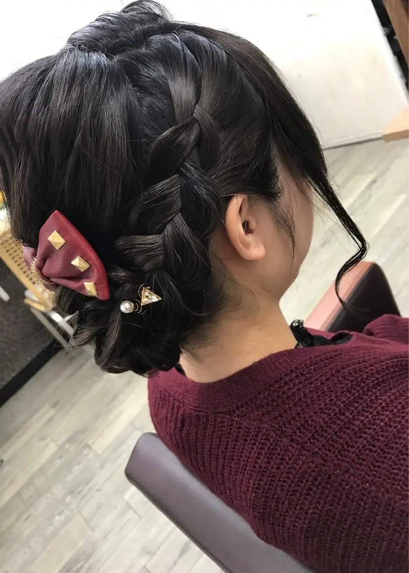 セミロング ヘアアレンジ 大賀 海夕の眉毛・アイブロウイメージ