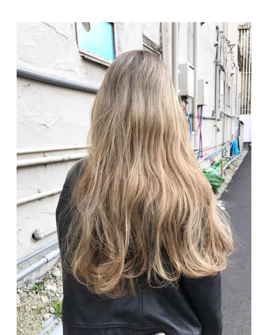 ロング ヘアカラー トリートメント Musiiik hairのヘアスタイル