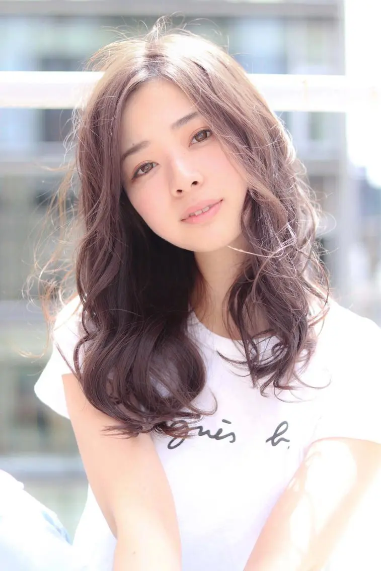 セミロング カット ヘアカラー トリートメント 髪質改善🌈縮毛矯正 荻原　達矢のヘアスタイル