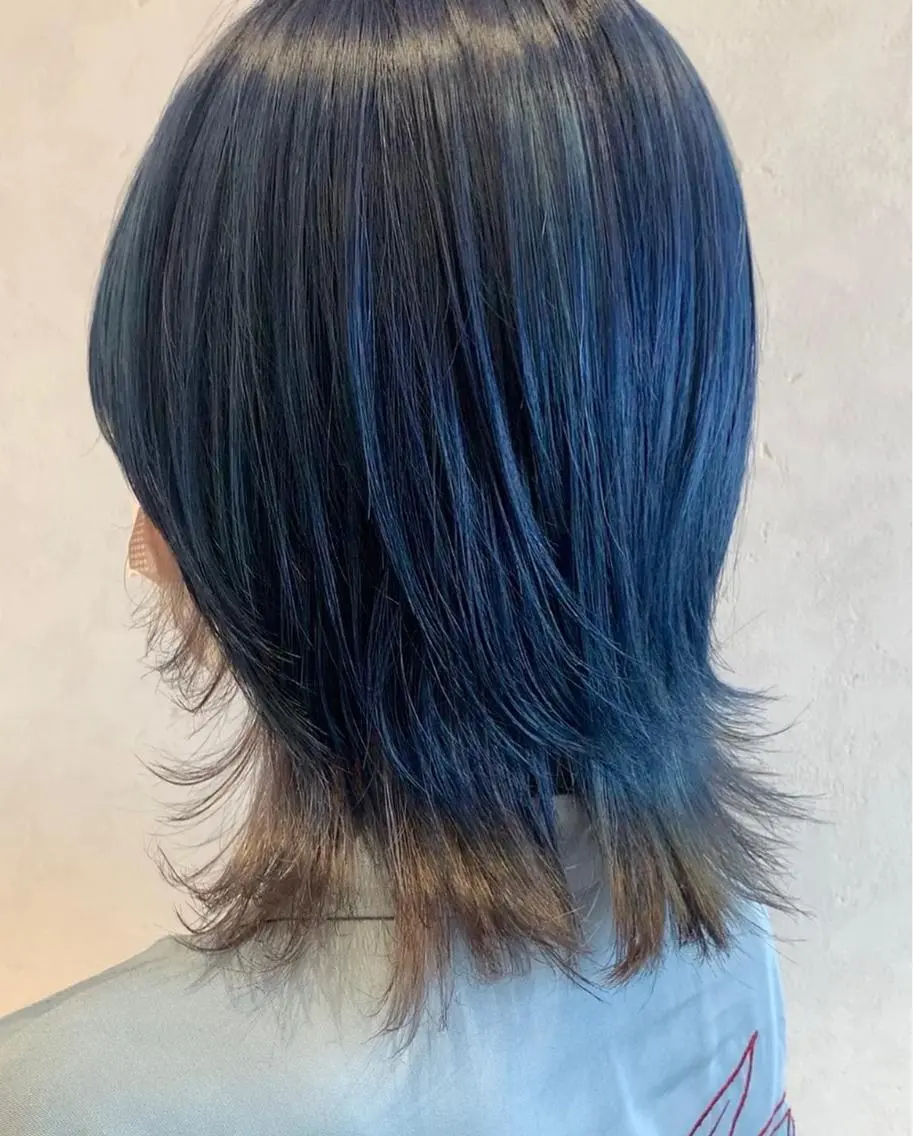 ミディアム カラー ヘアカラー ayumi🌈 インナーカラー🌈のヘアスタイル