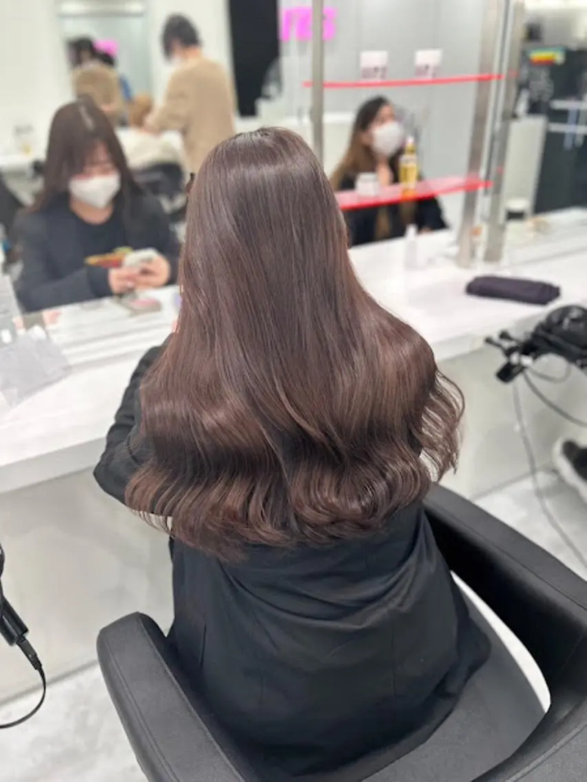 カラー 🪞official FRUITS渋谷🩰のヘアスタイル