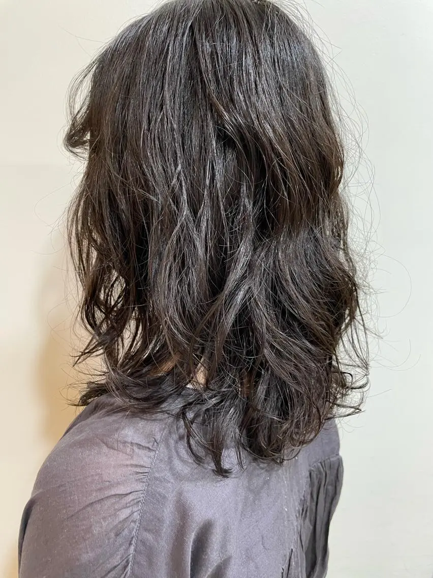 ミディアム パーマ ミディアムパーマ カット パーマ トリートメント レイヤー/似合わせ TAKUYAのヘアスタイル