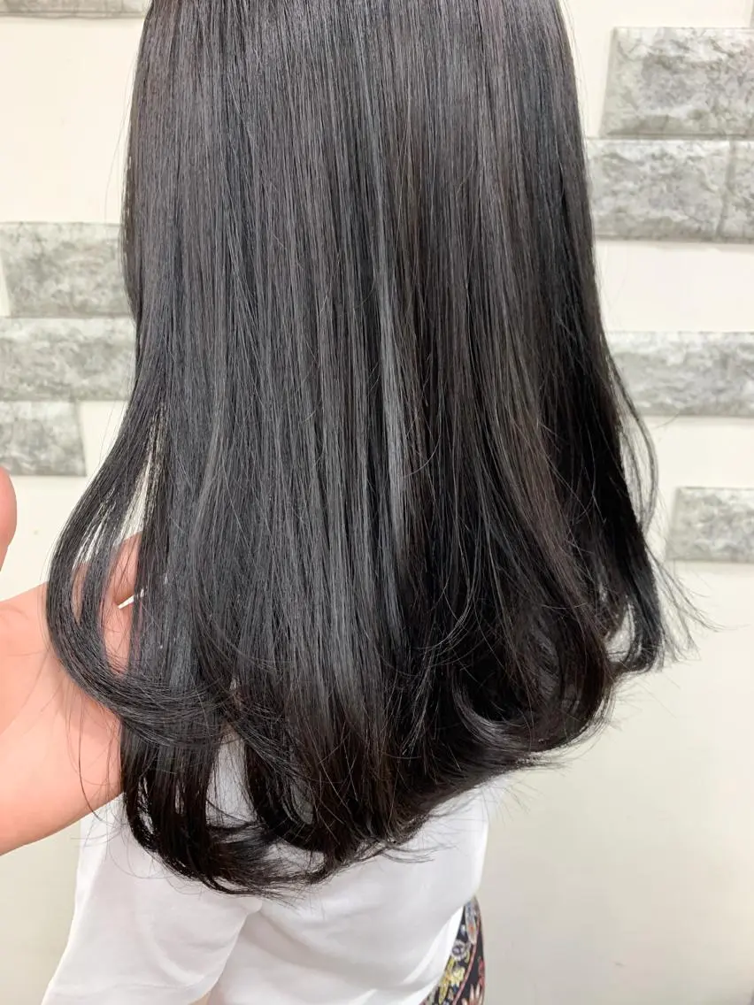 セミロング カラー ヘアカラー トリートメント 薄田 珠美のヘアスタイル