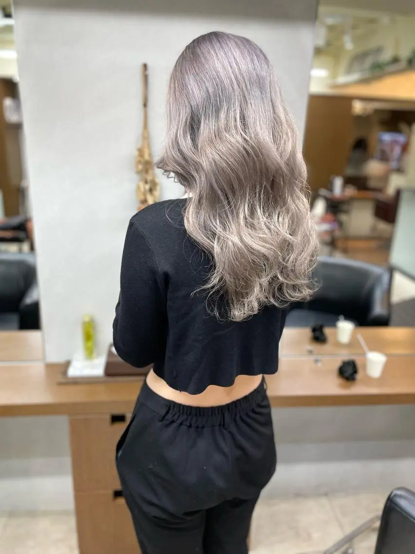 カラー ヘアカラー トリートメント yasuハイトーン/ デザインカラーのヘアスタイル