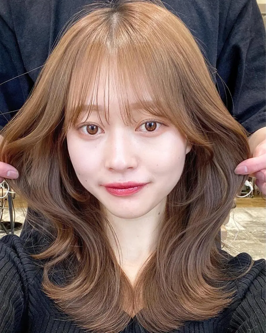 セミロング カラー カット ヘアカラー トリートメント 顔まわりカット🌟 くびれヘア/寺門遥輝のヘアスタイル
