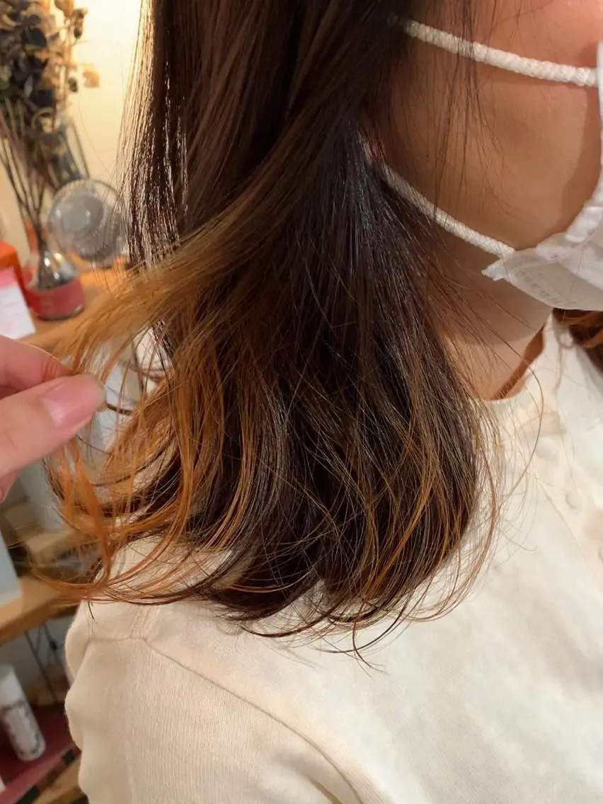 ミディアム カラー イヤリングカラー ボブ 安村 美奈のヘアスタイル