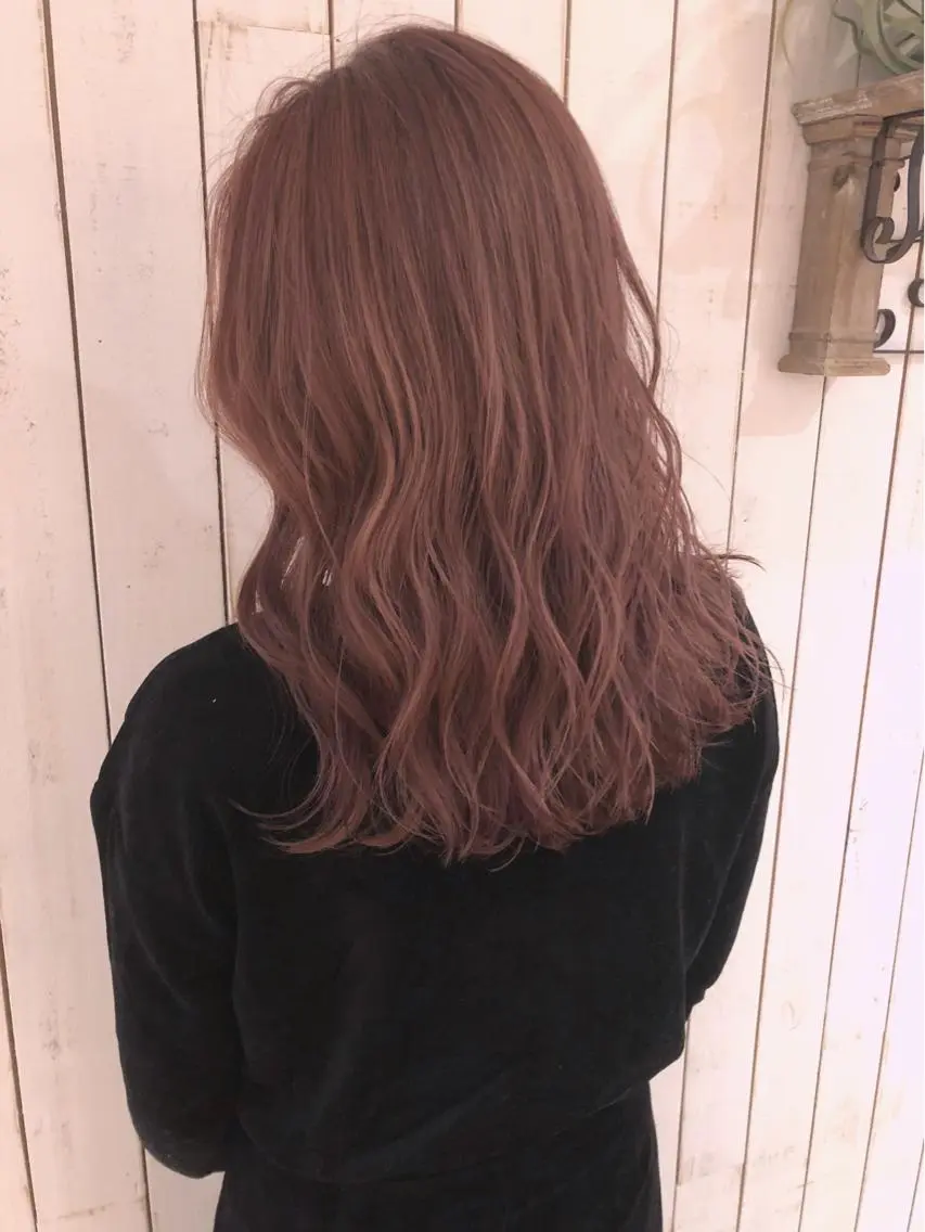 ミディアム カラー ピンクカラー Noe心斎橋 堀田 朋宏のヘアスタイル