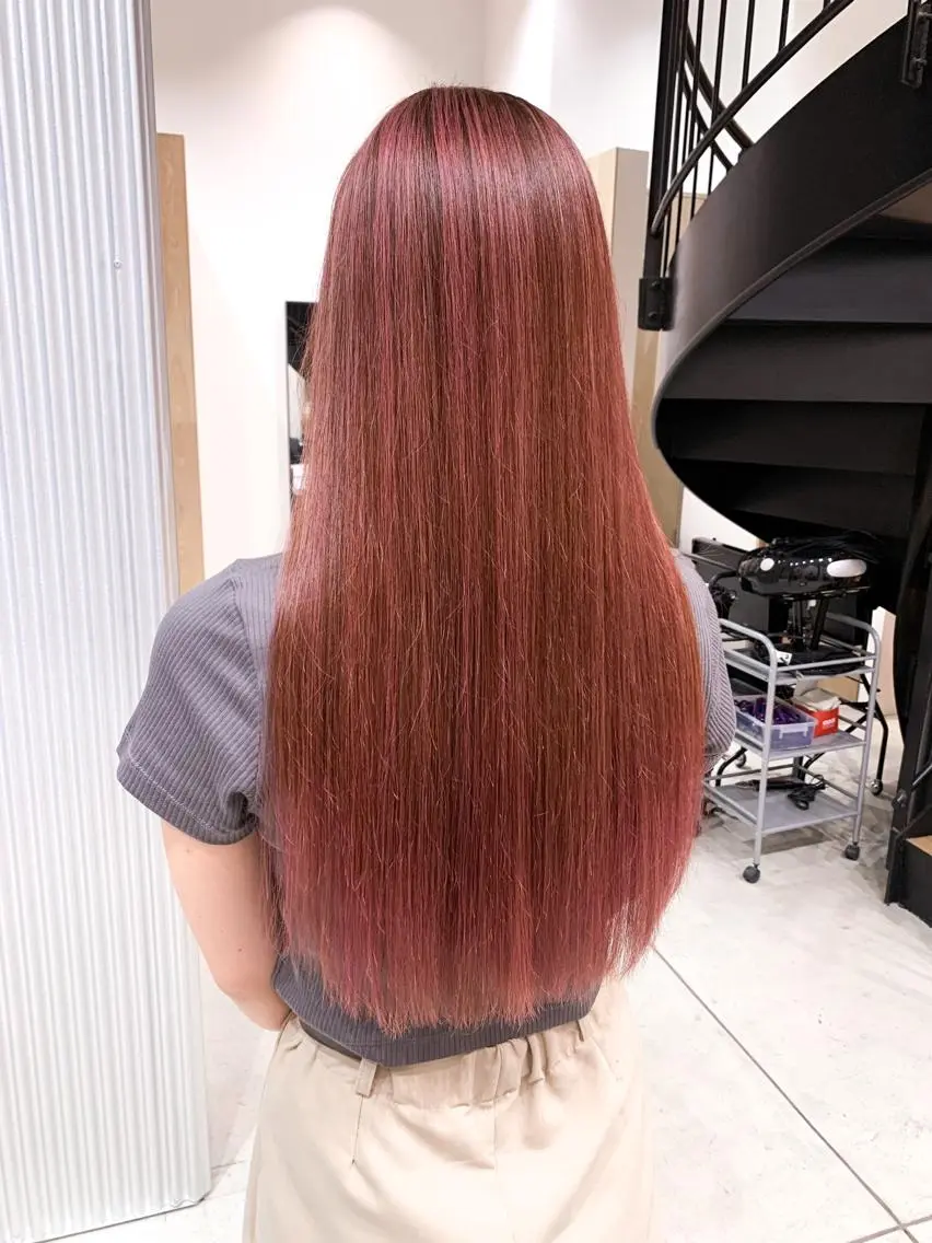 ロング カラー ヘアアレンジ ハイライトカラー ハイライト ヘアカラー トリートメント yuka .のヘアスタイル