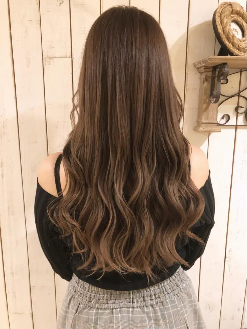 ロング ヘアカラー トリートメント Noe心斎橋 堀田 朋宏のヘアスタイル