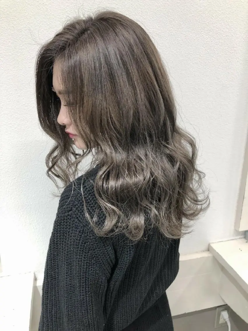 セミロング ヘアアレンジ カラー カット ヘアカラー トリートメント GiseL 博多 ジゼル 博多のヘアスタイル