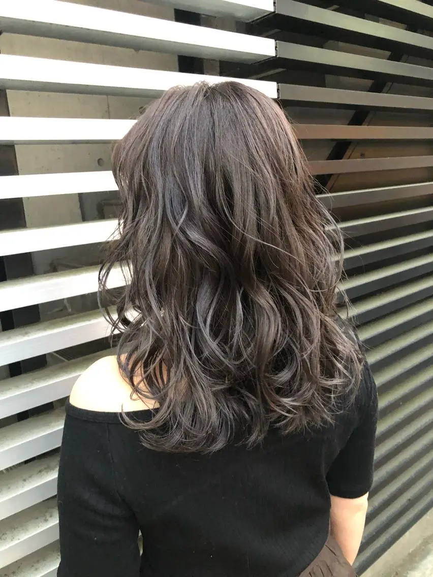 セミロング Soleria 田中慎一のヘアスタイル