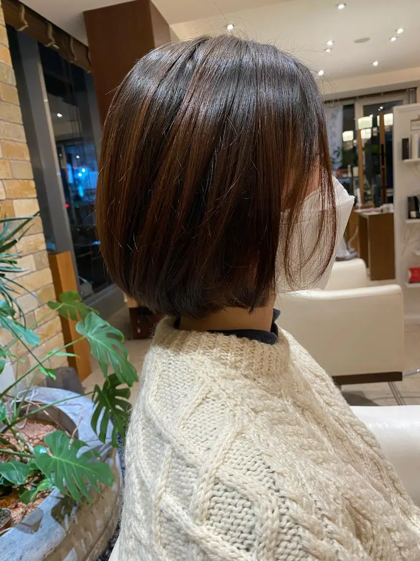 ショート ショートボブ ボブ ショートヘア ハルナ カット/グレイカラーのヘアスタイル