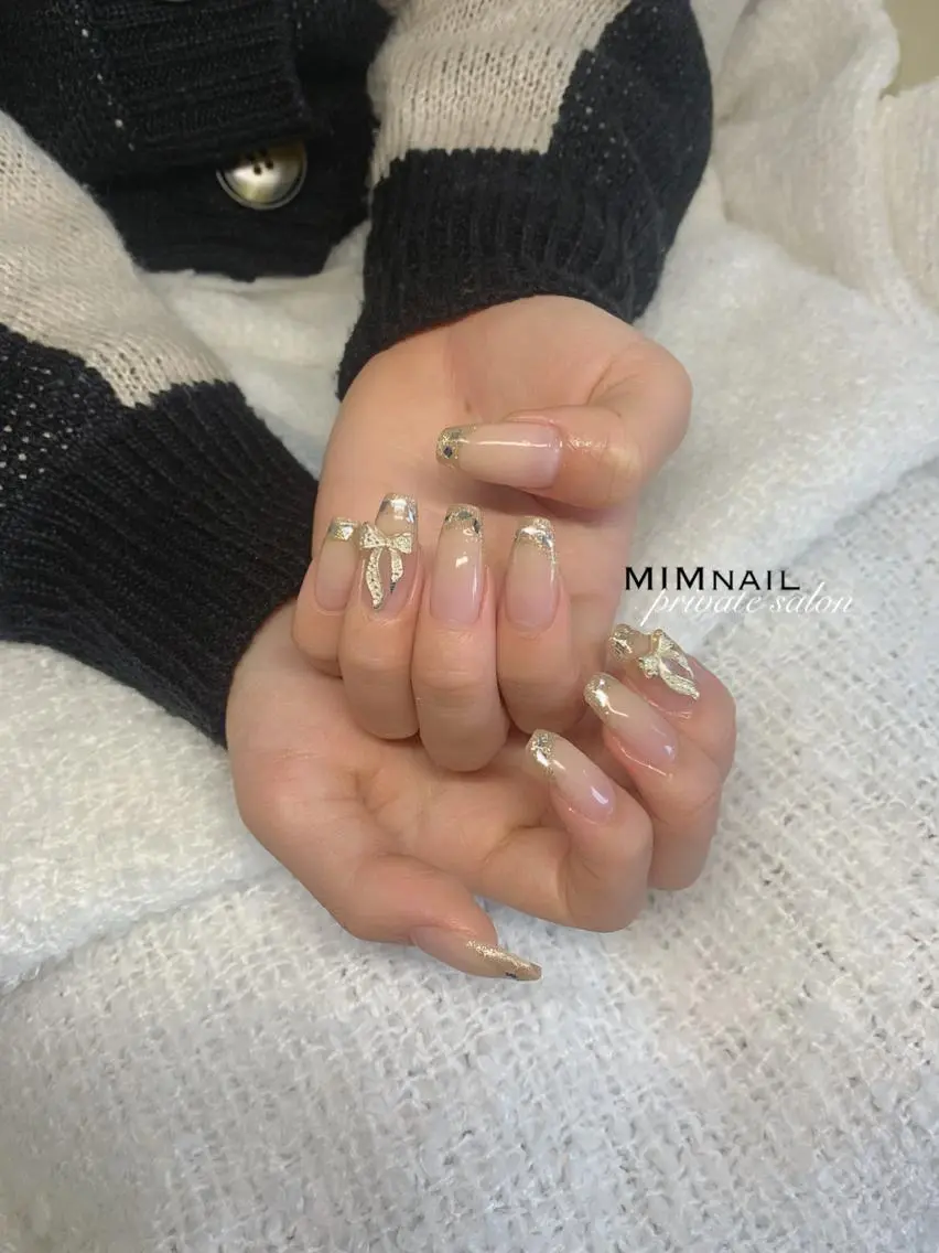 ネイル フレンチネイル ガラスフレンチ リボン *･*MIMnail 1号店･*:･*のネイルデザイン