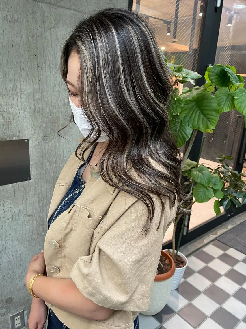 セミロング カラー ブリーチ ケアブリーチ ヘアカラー タナカ タクヤのヘアスタイル