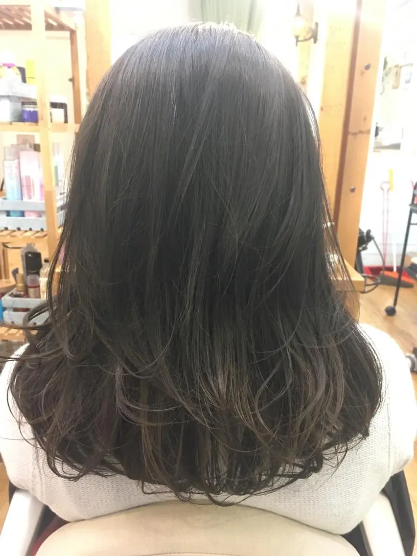 ミディアム カラー ブルーカラー ブルージュ 新宿/美髪矯正 髪質改善/韓国風山本のヘアスタイル
