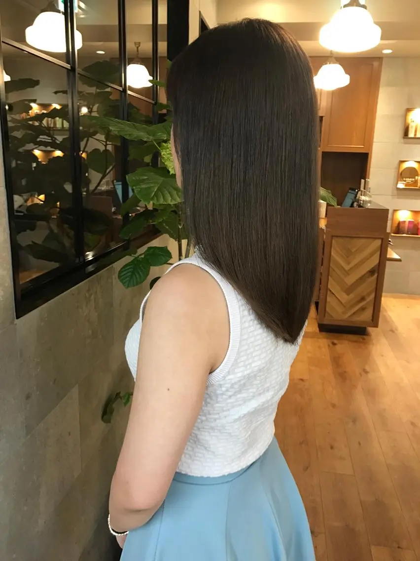 セミロング 開發 智也のヘアスタイル