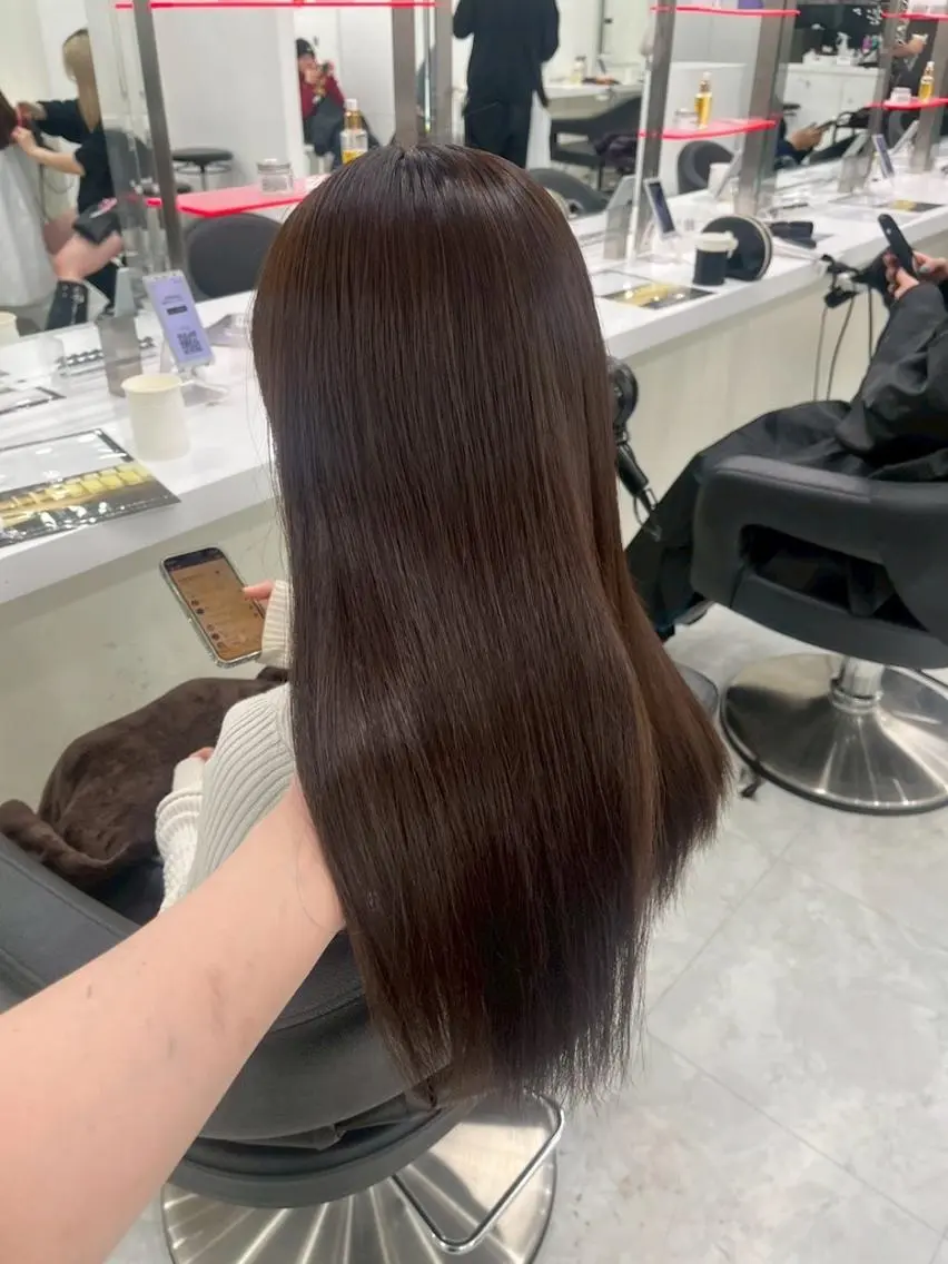 カラー カット 縮毛矯正 秋の愛されカラー🤎 深みブラウン/福岡のヘアスタイル