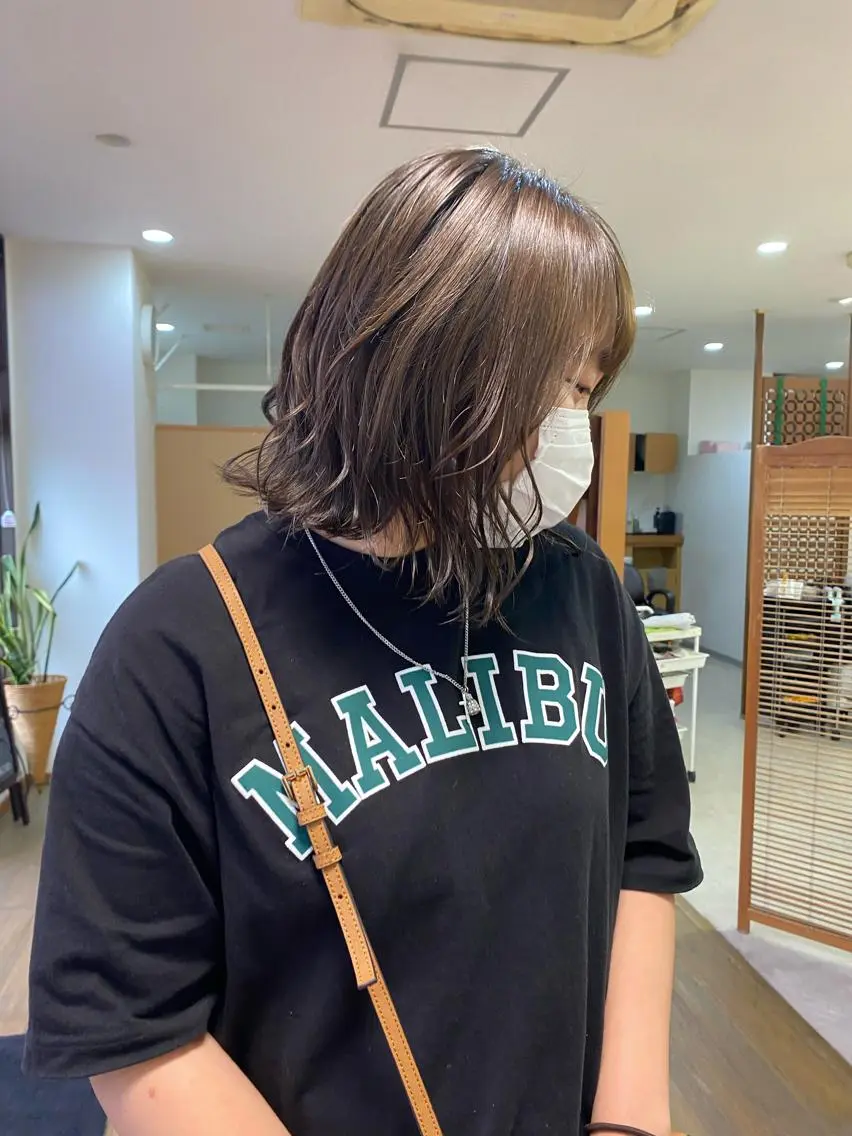 ショート カラー ブリーチカラー🫧 森　凪沙のヘアスタイル