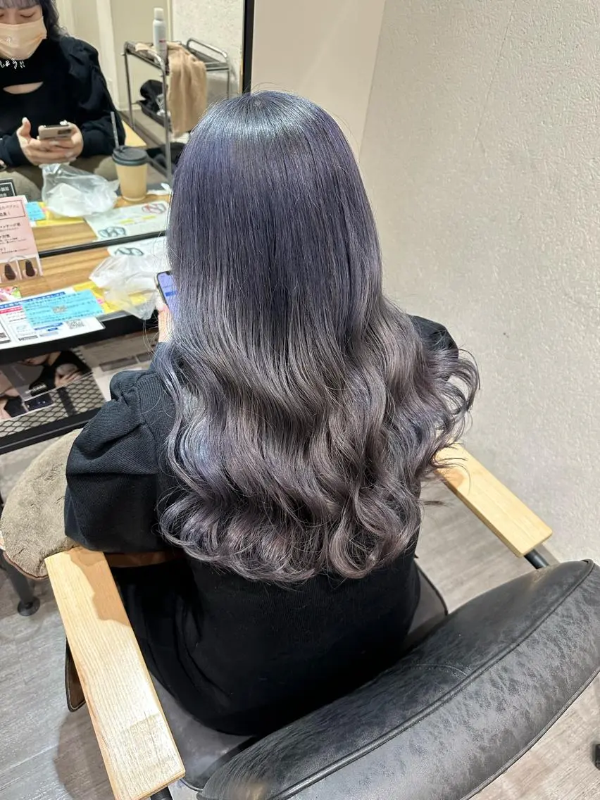 セミロング カラー ブルーカラー ブルーラベンダー ラベンダーカラー カット ヘアカラー トリートメント 艶髪レイヤー上田 紗也🇰🇷💗のヘアスタイル