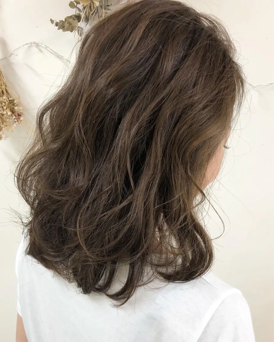 ミディアム カラー タナカ タクヤのヘアスタイル