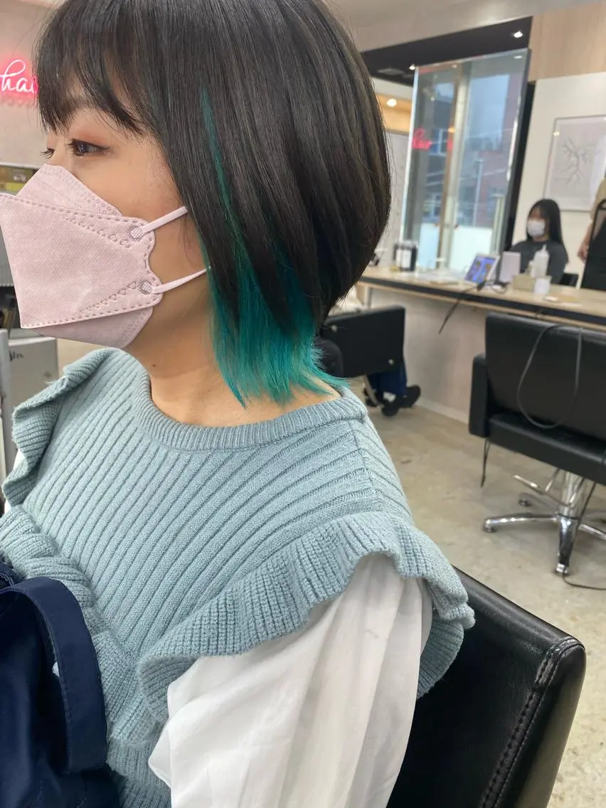 ショート カラー インナーカラー トリートメント ヘアカラー レイヤーカット🪽 MARINA🦩のヘアスタイル