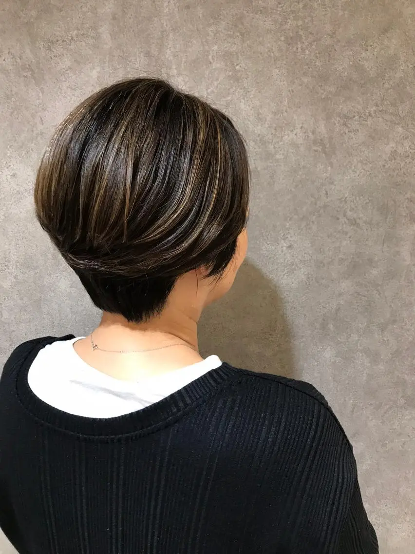ショート カラー ハイライトカラー ハイライト 🌼Remember MAE🌼のヘアスタイル